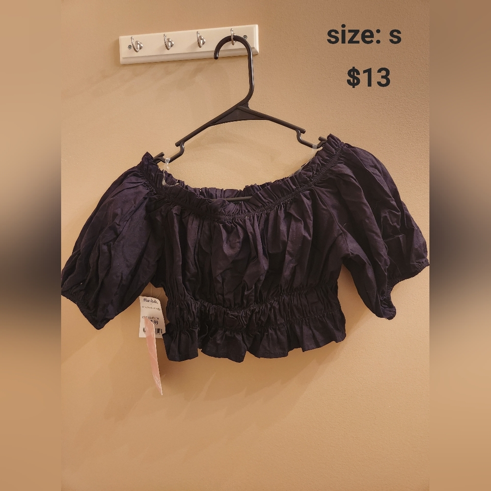 Puff sleeve top